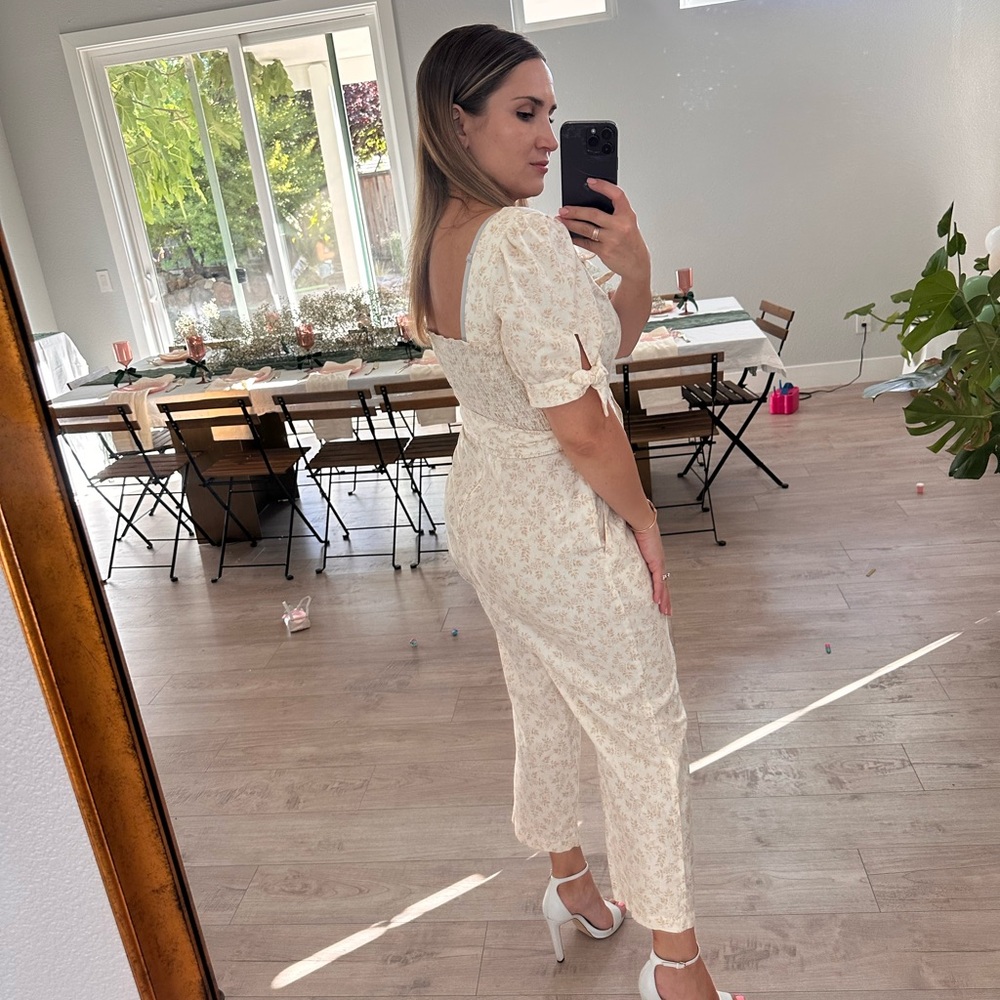 Elegant Cream Jumpsuit - Picture 6 of 8